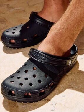 Crocs BLACK rubber Clogs Sandals XL Men's Size 10-11, Women’s Size 12-14,Comfort